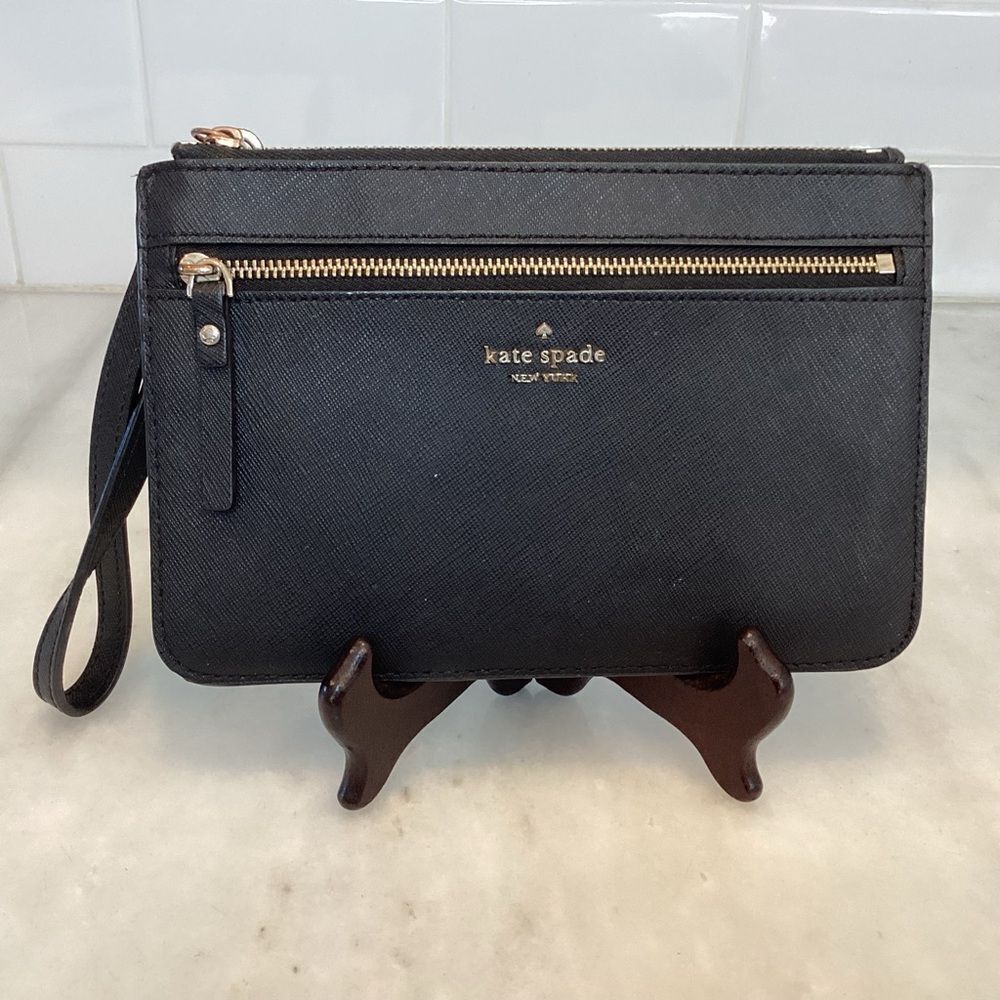 Kate Spade Cross Grain Medium Leather Wristlet Clutch